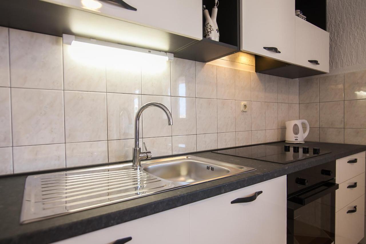 Domus Apartments 볼 외부 사진