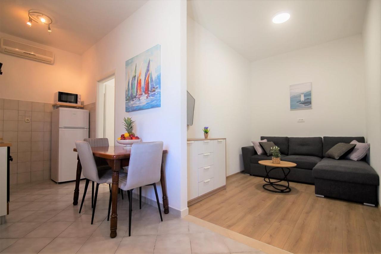 Domus Apartments 볼 외부 사진